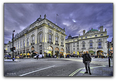 Piccadilly circus