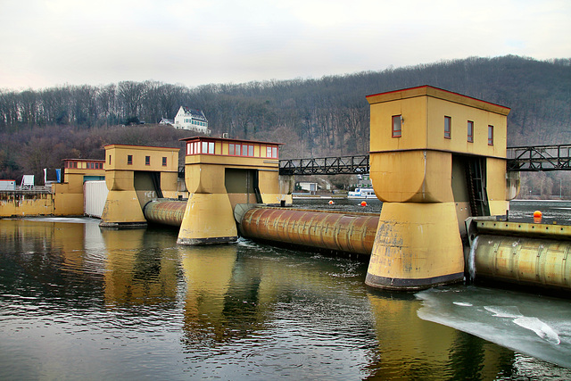 Walzenwehr des Hengsteysees, erbaut 1927-29 (Herdecke) / 3.03.2018