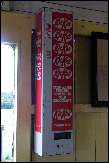 KitKat machine