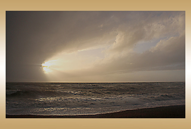 Rain cloud almost blown away - Seaford Bay - 24.12.2015