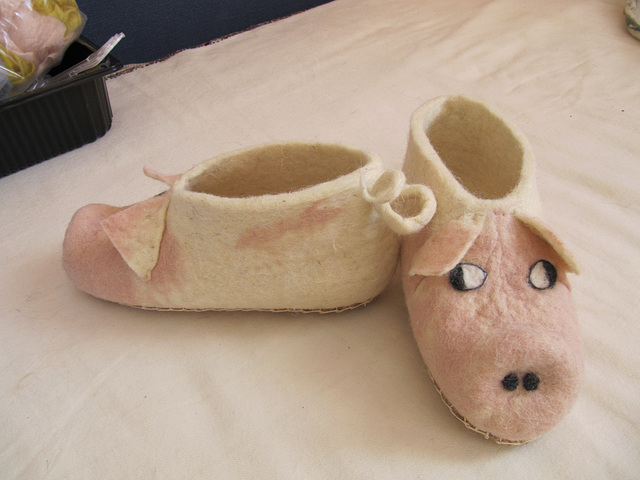 felted piggy slippers