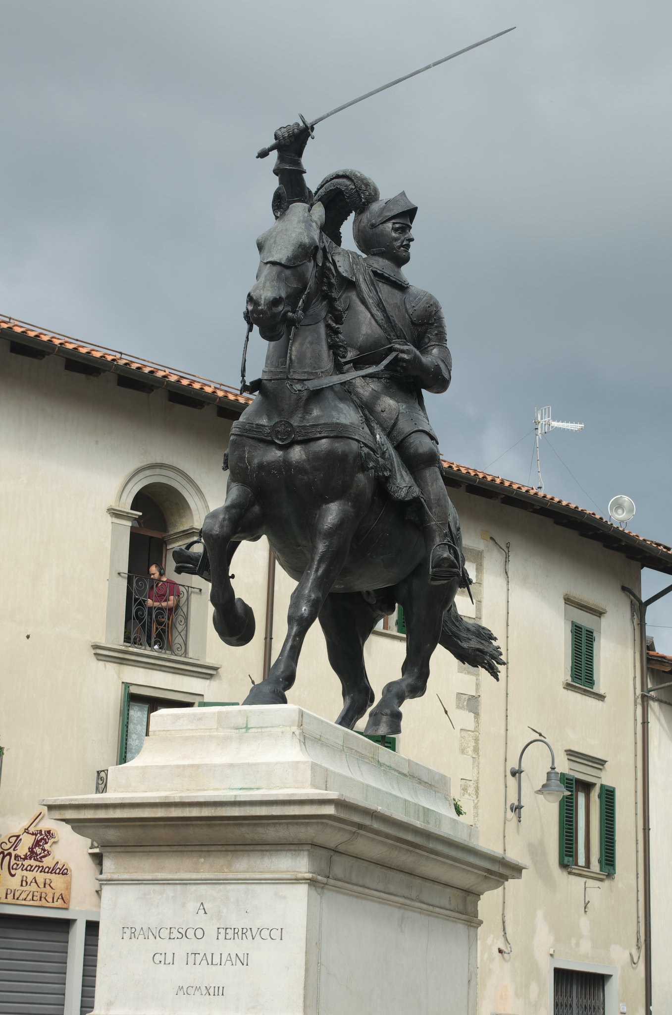 Francesco Ferrucci statue at Gavinana