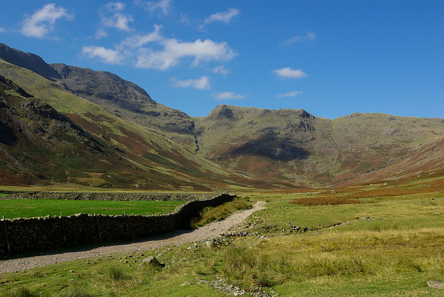 Wide view down Mickleden