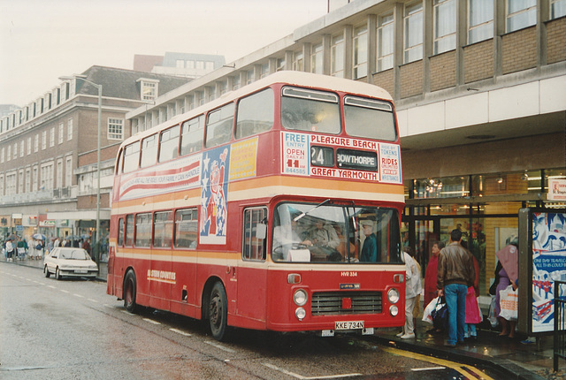 Eastern Counties Omnibus Company HVR334 (KKE 734N) in Norwich – 9 Aug 1993