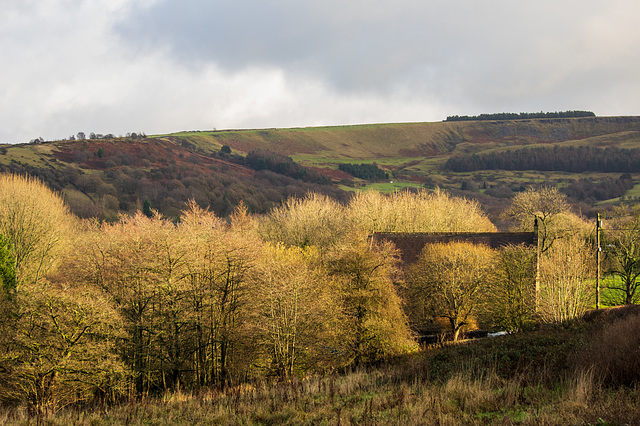 Chisworth to Combes Rocks