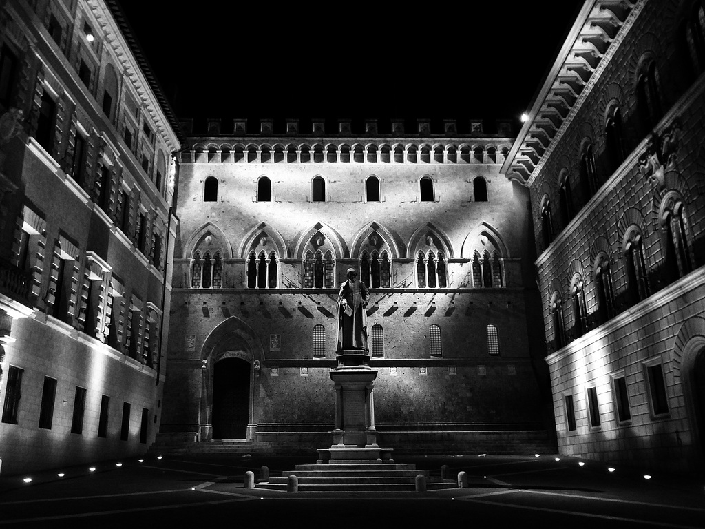 Siena by night