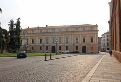 Palazzo Vescovile, Vicenza
