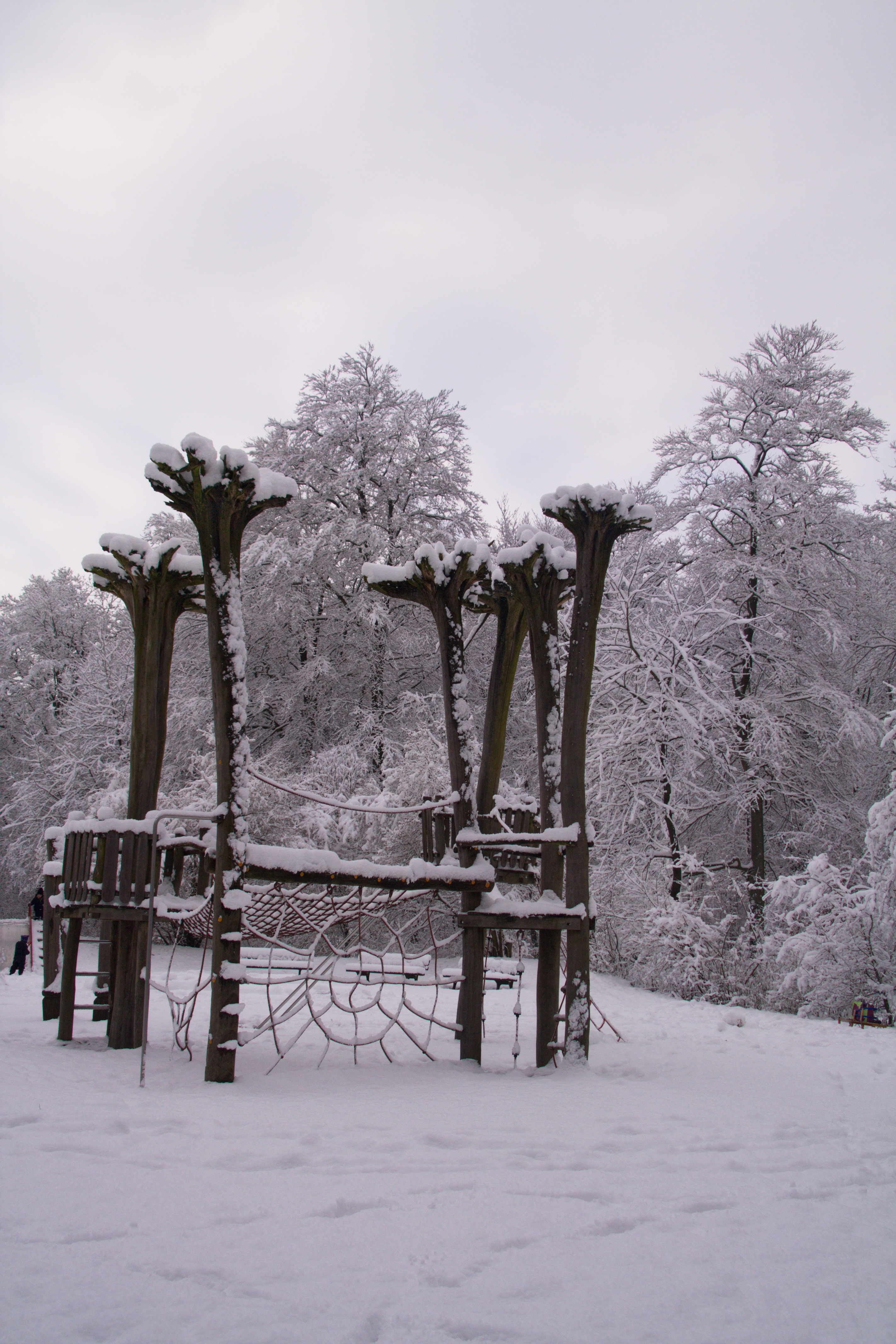 Hexenspielplatz am Schmachtenberg