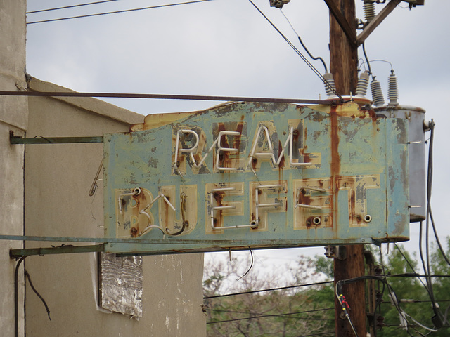 Real Buffet (Travelers Hotel)