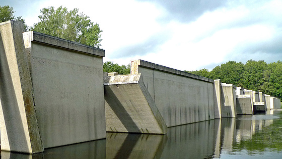 Nederland - Marknesse, Waterloopbos: Deltawerk //