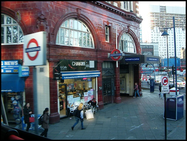 Elephant and Castle tube