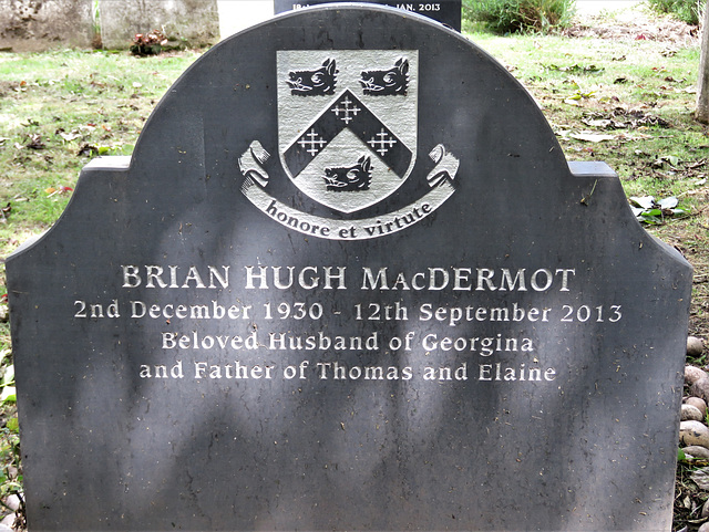 brompton cemetery, london     (43)heraldry on tombstone of brian hugh macdermot +2013