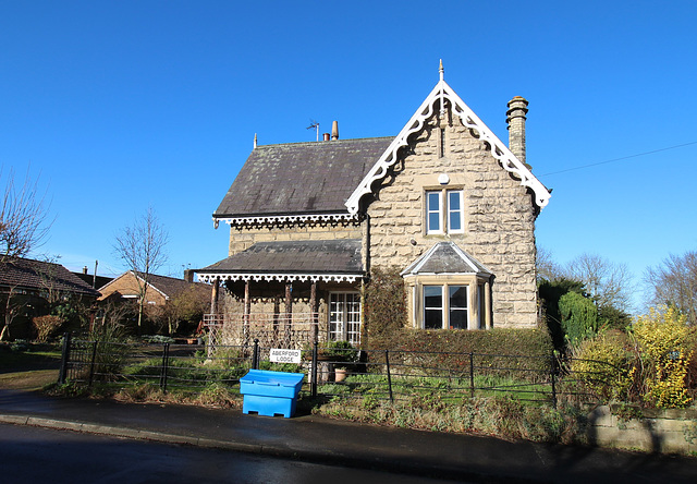 Aberford Lodge to the demolished Parlington Park, West Yorkshire