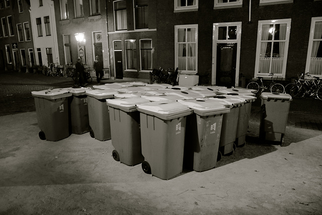 Leidens Ontzet 2014 – Bins prepared for the festivities