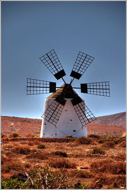 Fuerteventura - windmill at La Oliva ¦ pilago(1)