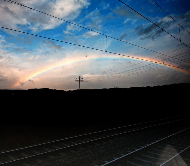 ICE 1003, 7:11 AM departure from Berlin HBf |  :-)))
