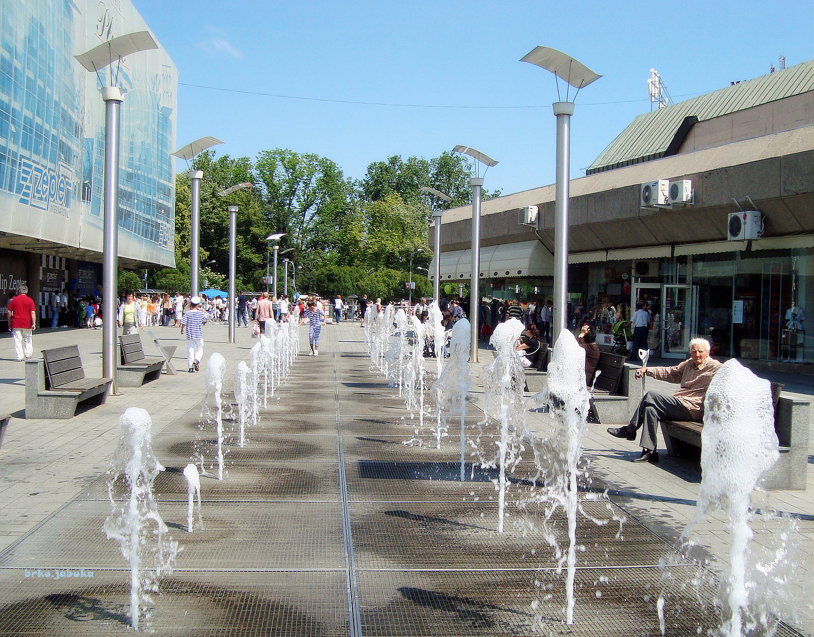 Lights for fountain