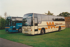 408/01 Premier Travel Services (Cambus Holdings) J408 TEW and Shearings K492 VVR at The Smoke House Inn, Beck Row - 21 Sep 1993