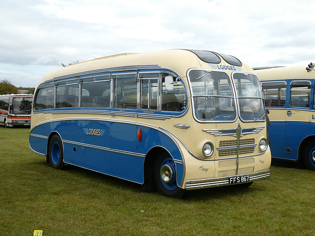 Lodge's Coaches FFS 867 at Showbus - 29 Sep 2019 (P1040573)