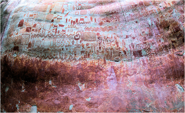 EF7A6831 stitch rock art