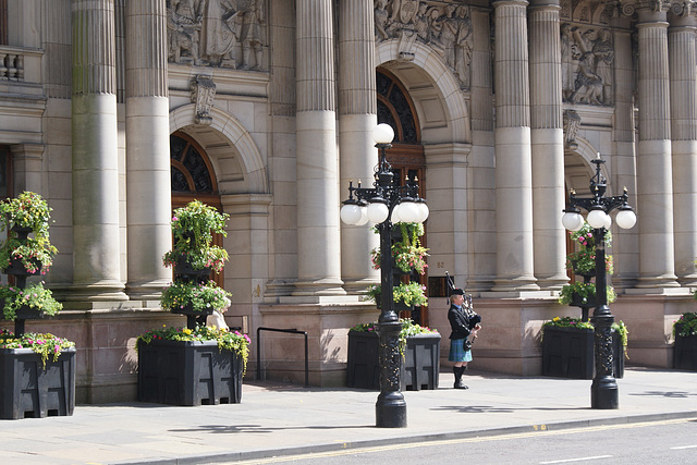 Piper At City Chambers