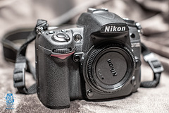 NIKON D7000