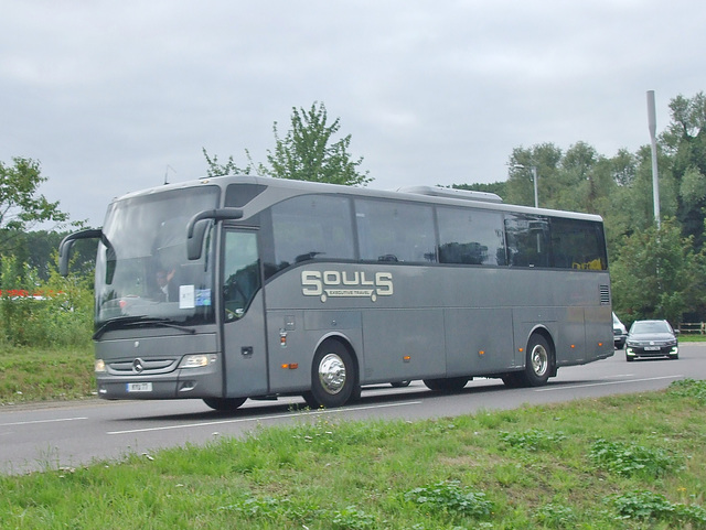 DSCF4388 Souls Coaches KYU 77 (BV57 VGT) at Barton Mills - 18 Aug 2018