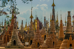 Shwe Inn Thein Pagoden (© Buelipix)