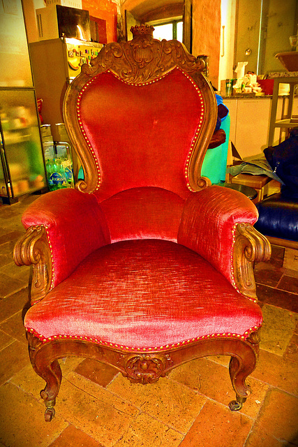 king chair