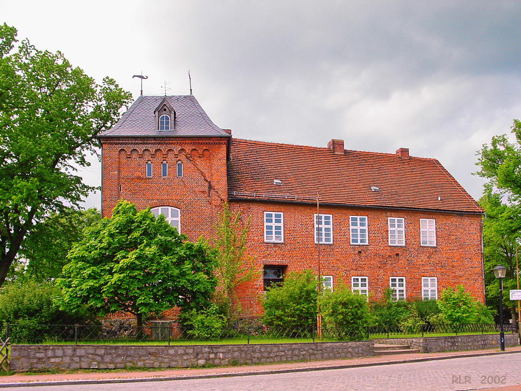 Goldberg, das Amtshaus im Jahr 2002