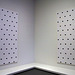 " Empreintes de pinceau à intervalles réguliers " - Oeuvre de Niele Toroni