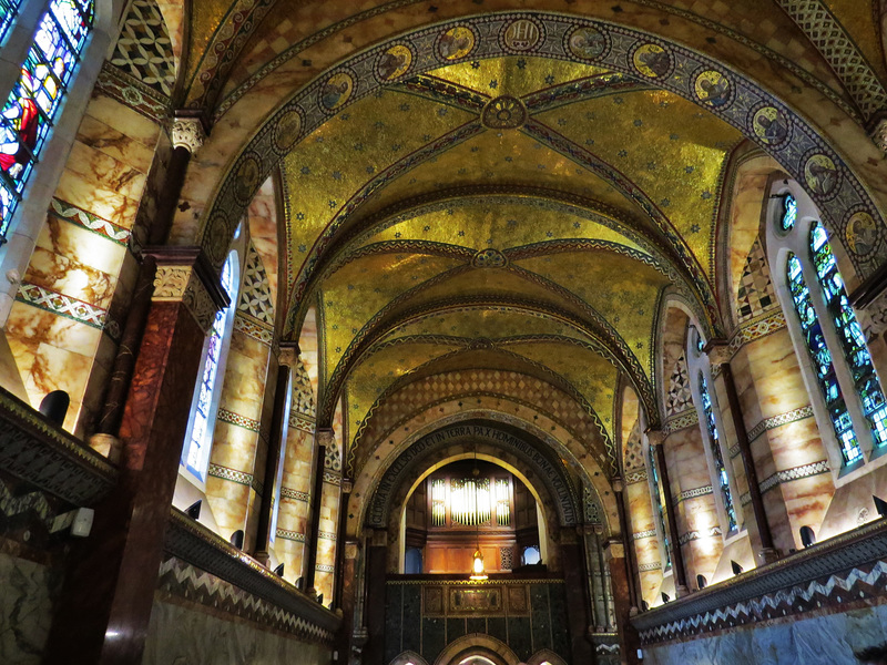 middlesex hospital chapel, fitzrovia, london