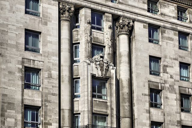 King Tut's London Digs – Cumberland Hotel, Oxford Street, London, England