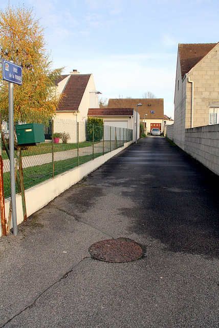 Rue du Bourg - 6156