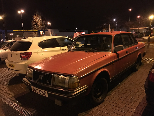 Volvo 240