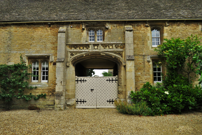 new inn, fotheringhay, northants