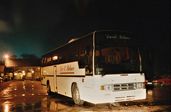 David Palmer Coaches at the Smoke House Inn, Beck Row F632 OHD – 9 Nov 1993 (209-26)