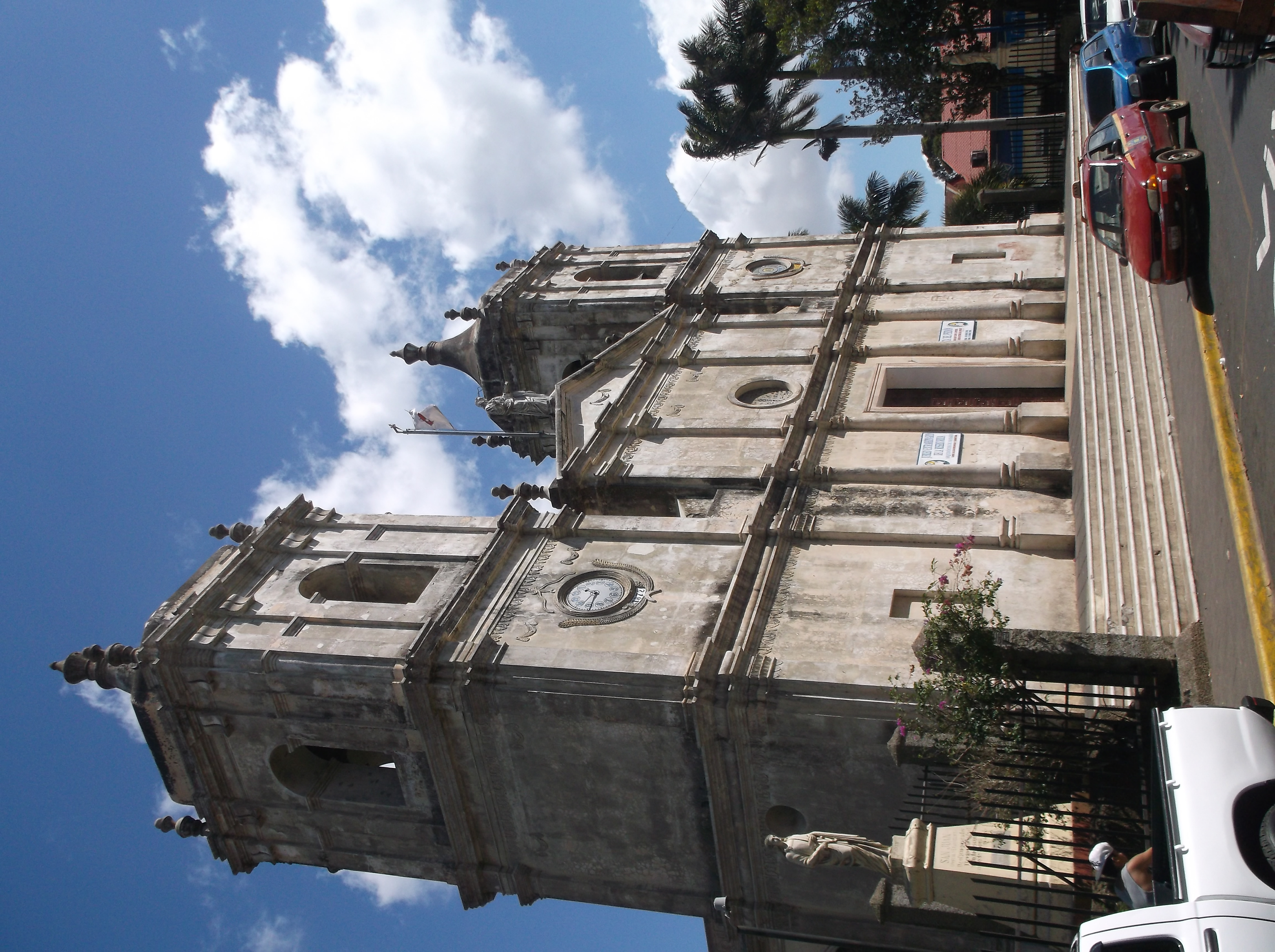 Église à l'heure / Church's time