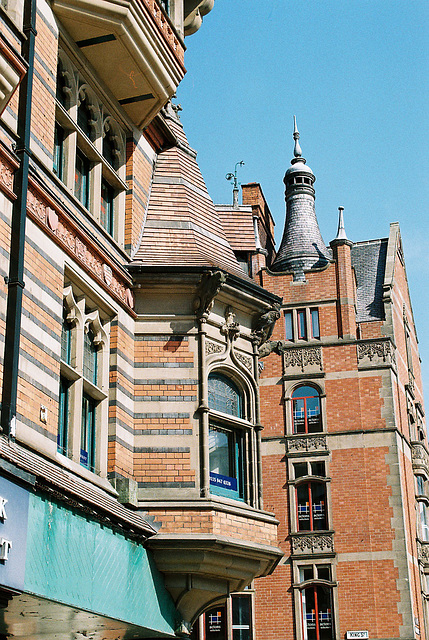 Detail of Queen's Chambers, Long Row, Nottingham