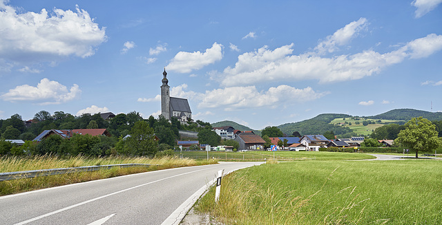 Eye-catcher along the highway ¤ the Mariä Himmelfahrt Kirche ¤ Anger ¤ Bavaria  Germany