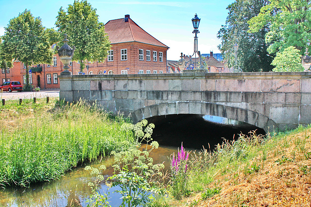 Ludwigslust, Schlossbrücke