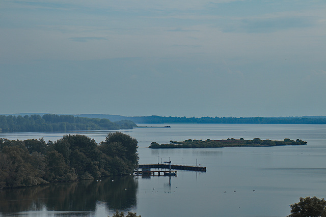 Plöner See in der Abenddämmerung