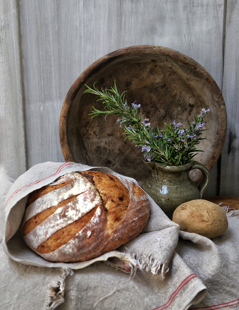 potato & rosemary bread 8