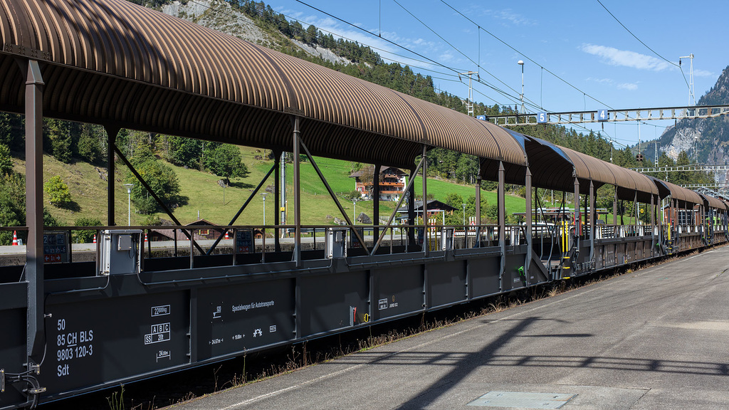 231003 Kandersteg porte-autos 0