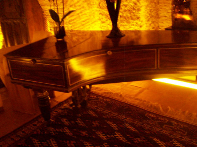 English grand-piano Astor.