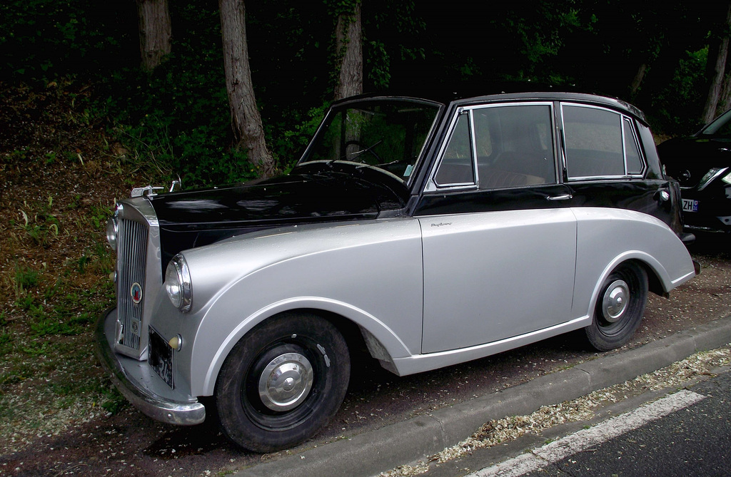 Triumph "Mayflower"