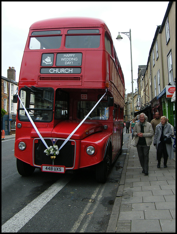 happy wedding bus