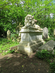 abney park cemetery, london, lion of frank bostock, 1912