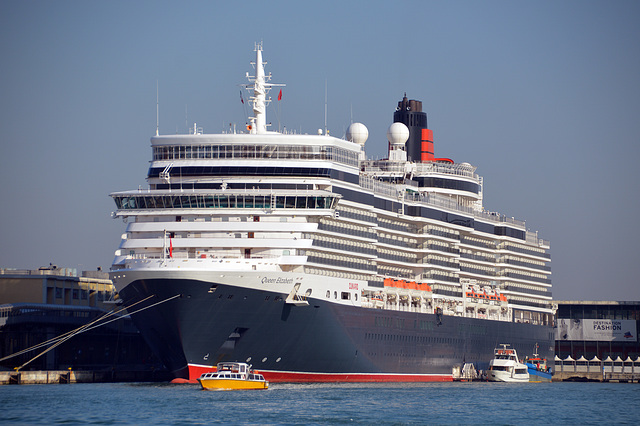 Ihre Majestät Queen Elizabeth im Hafen von Venedig