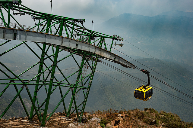 Reach the top station of Fansipan Legend